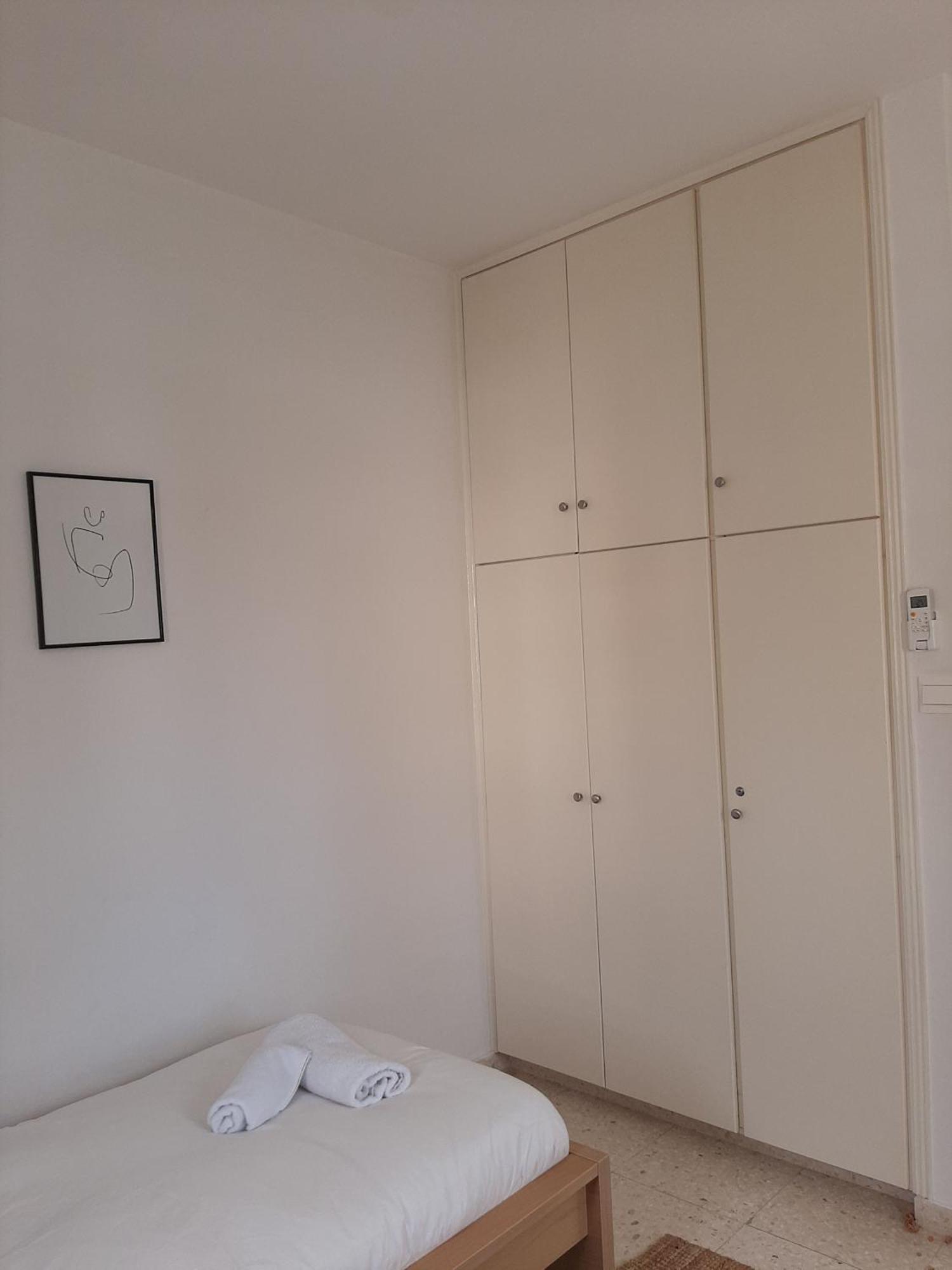 H&O Royal Townhouse In Center Paphos Apartment Exterior foto
